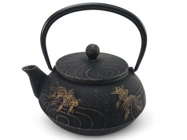 Iwachu Japanese Tetsubin Iron Teapot With Lid