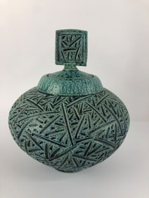 William Kidd Hand Made Lidded Pot 12×10?