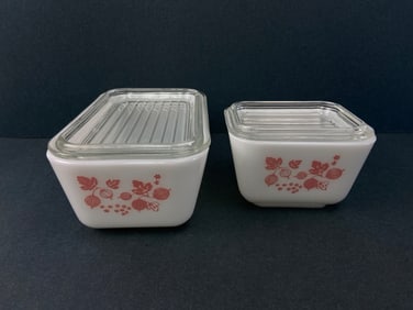 Pyrex Pink Gooseberry Refrigerator Dishes