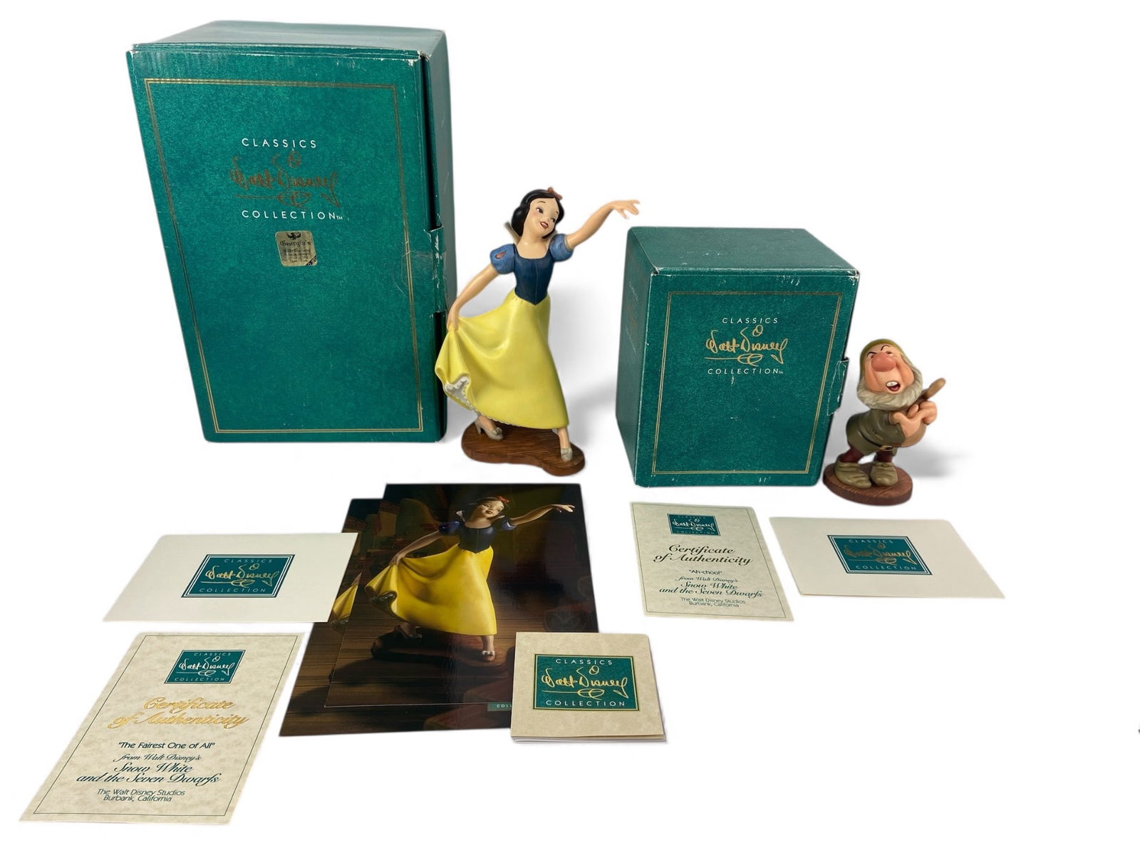 Disney Snow White & Sneezy Figurines Set (1 of 9)