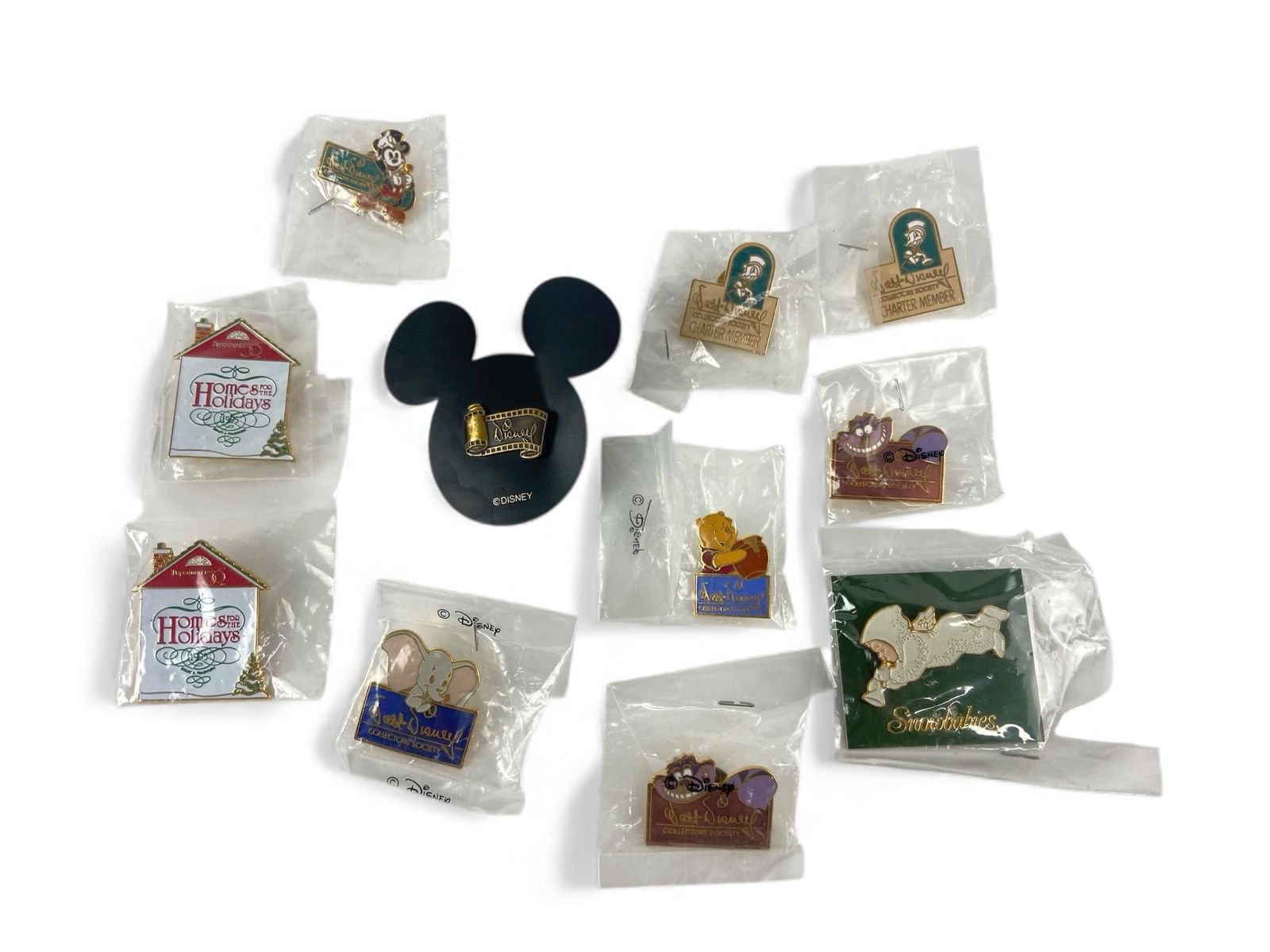 Disney Collector Pins Lot With Mickey Back (1 of 6)