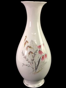 Vtg Royal Duchess Mountain Bell Vase Bavaria 10?