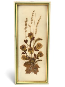 Vtg Dried Pressed Florals 12.25 X 5 Frame