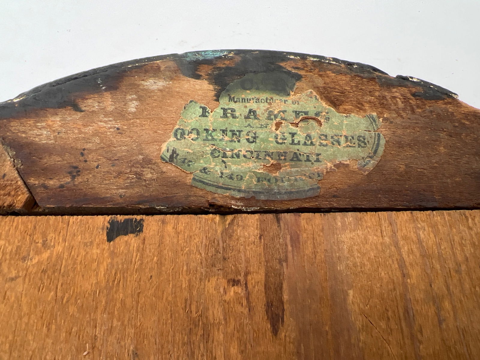 Victorian Gesso Frames With Portrait Prints - 7