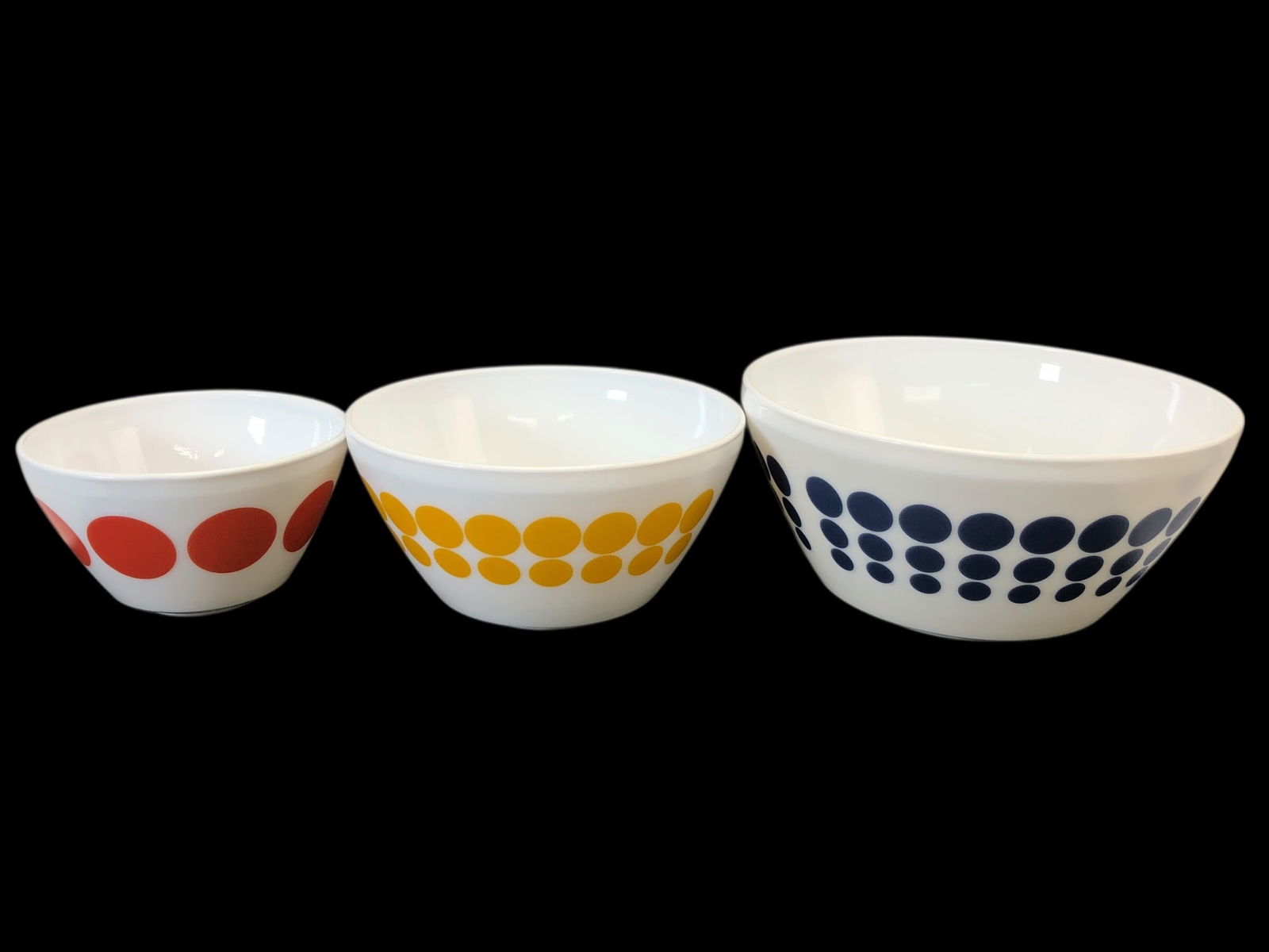 Pyrex Vintage Charm Bowl Set With Lids (1 of 10)