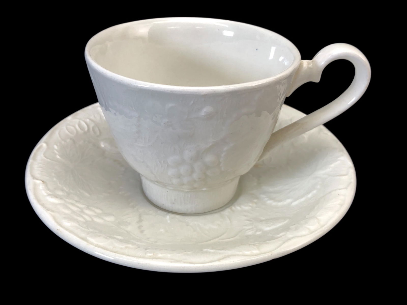 Strawberry & Grape Burleigh Davenport Cup & Saucer (1 of 11)