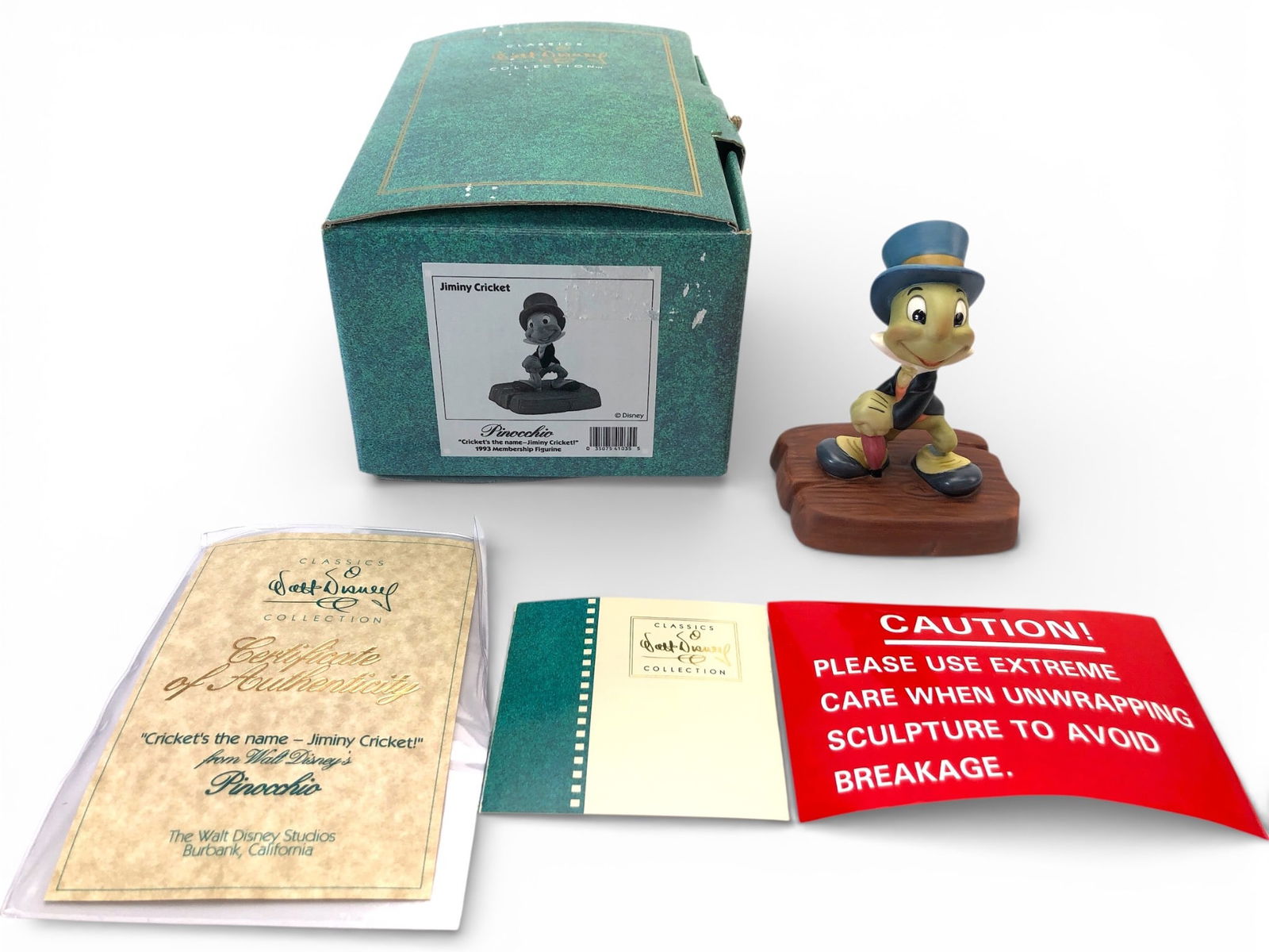 Walt Disney Jiminy Cricket Figurine (1 of 11)
