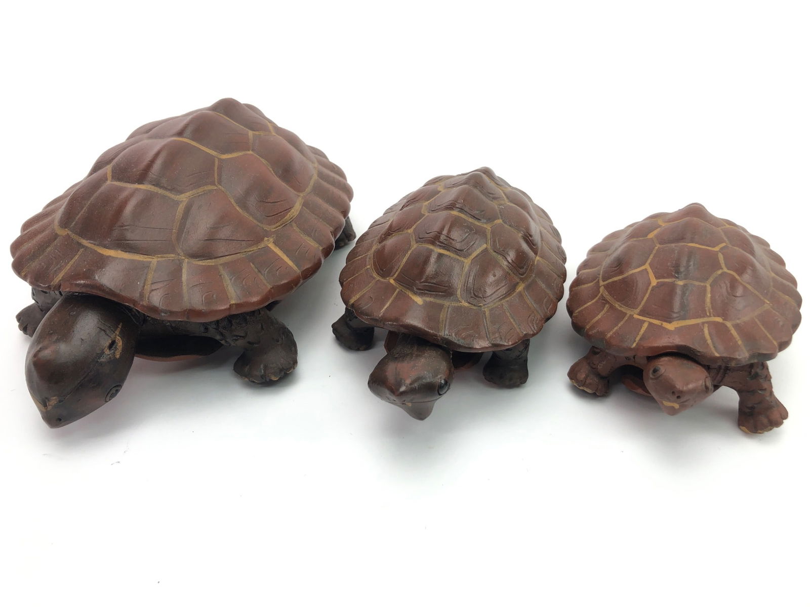 Folk Art Pottery Articulated Nodder Turtles (1 of 8)