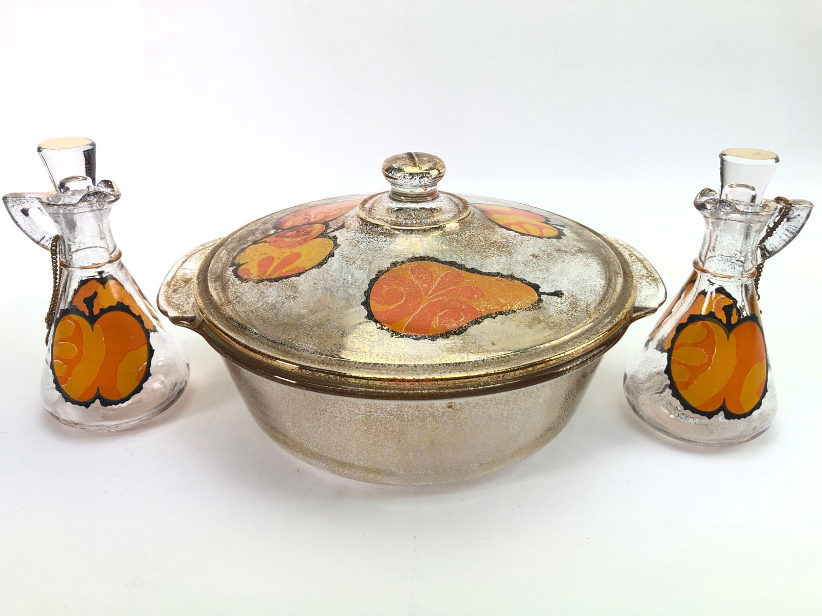 MCM Georges Briard For Fire King Casserole & Cruet Set: MCM Georges Briard for Fire King casserole dish with lid & matching cruet set. Featuring pear & apple designs with gold flecks. Casserole measures 8.75 inches in diameter (excluding handles). Cruets a