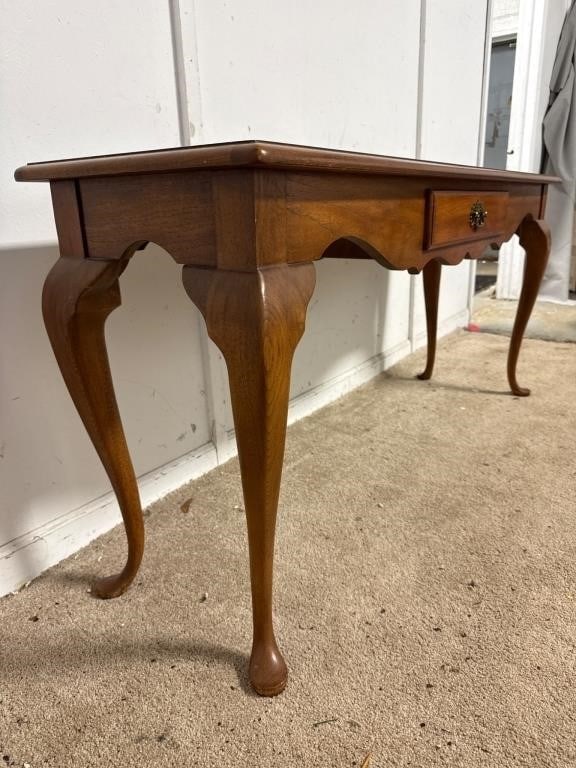 Thomasville Solid Oak Queen Anne Style Table - 3