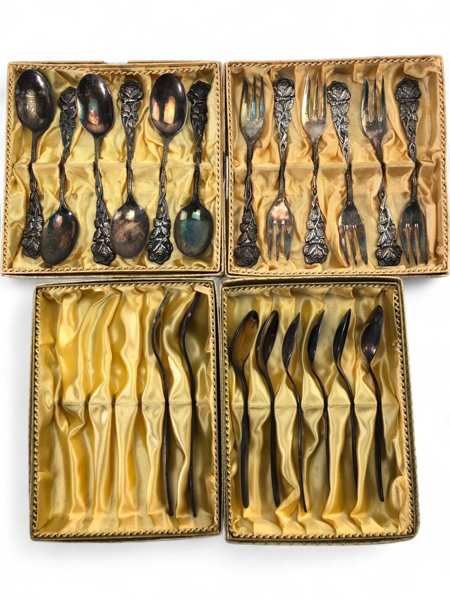 Edelweiss & Ornate Silverplate Flatware Sets (1 of 9)