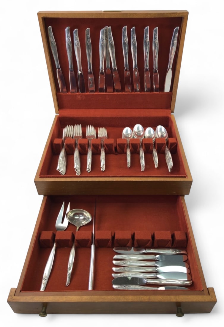 Gorham Sea Rose Sterling Silver 74pc Flatware Set (1 of 12)