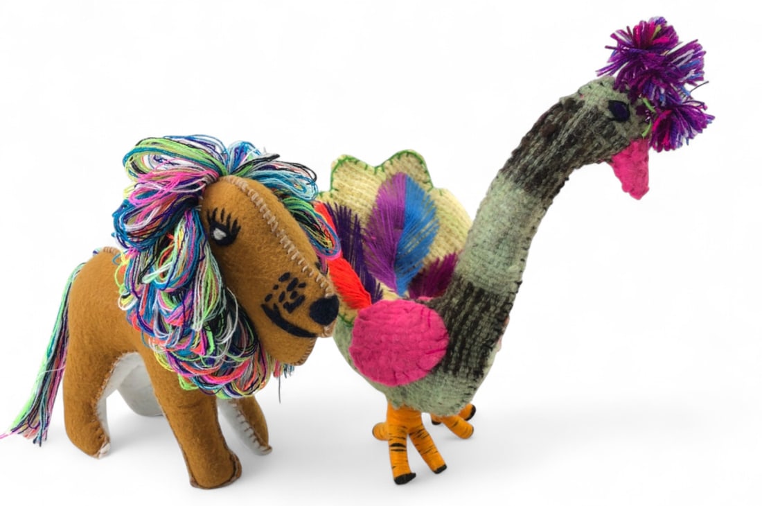 Chiapas Mexico Folk Art Wool Animalitos, Pair (1 of 12)