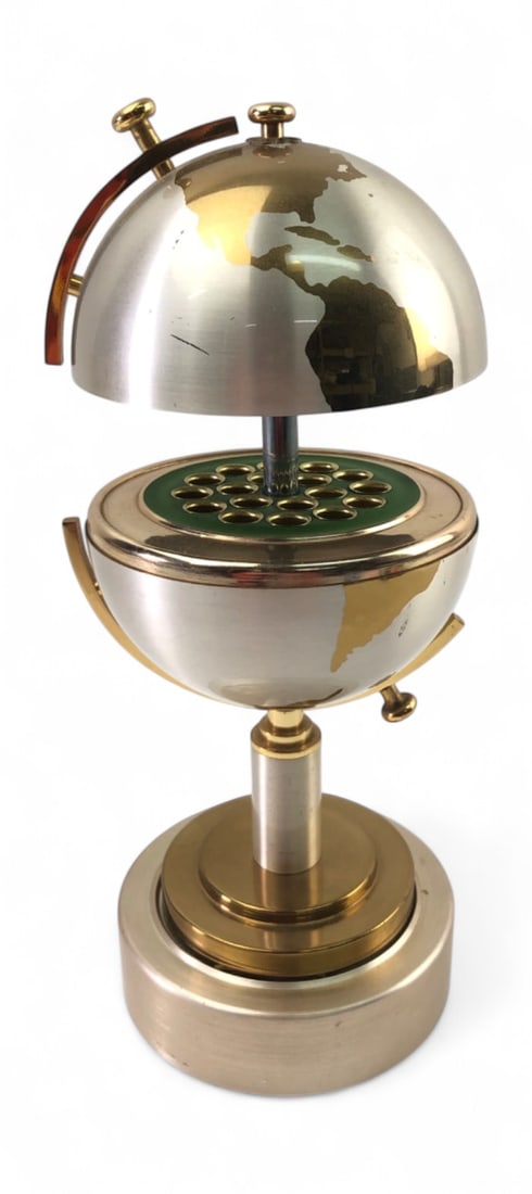 Vintage Japanese Spinning Globe Cigarette Dispenser (1 of 10)