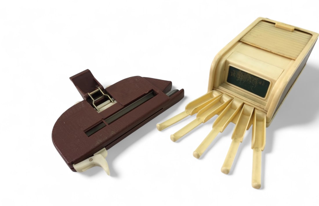 VTG Rolinx Cigarette Roller and Dispenser Set (1 of 11)