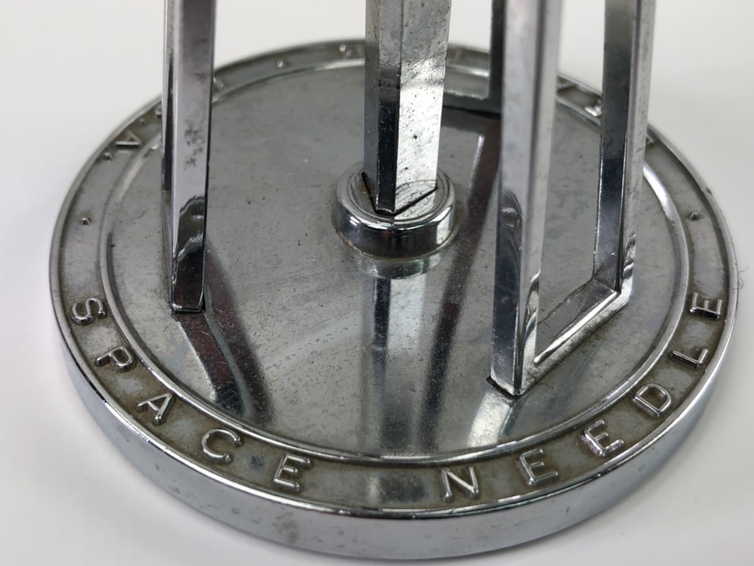 Seattle Space Needle Table Lighter - 2
