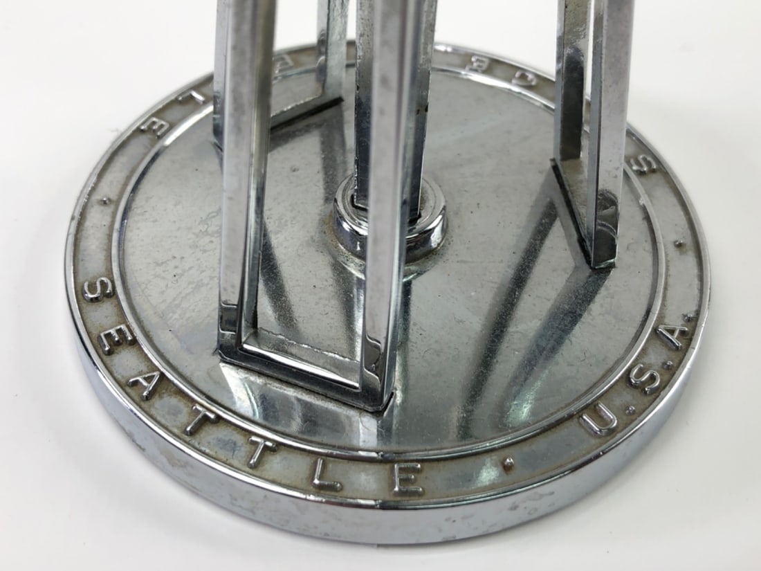 Seattle Space Needle Table Lighter - 3