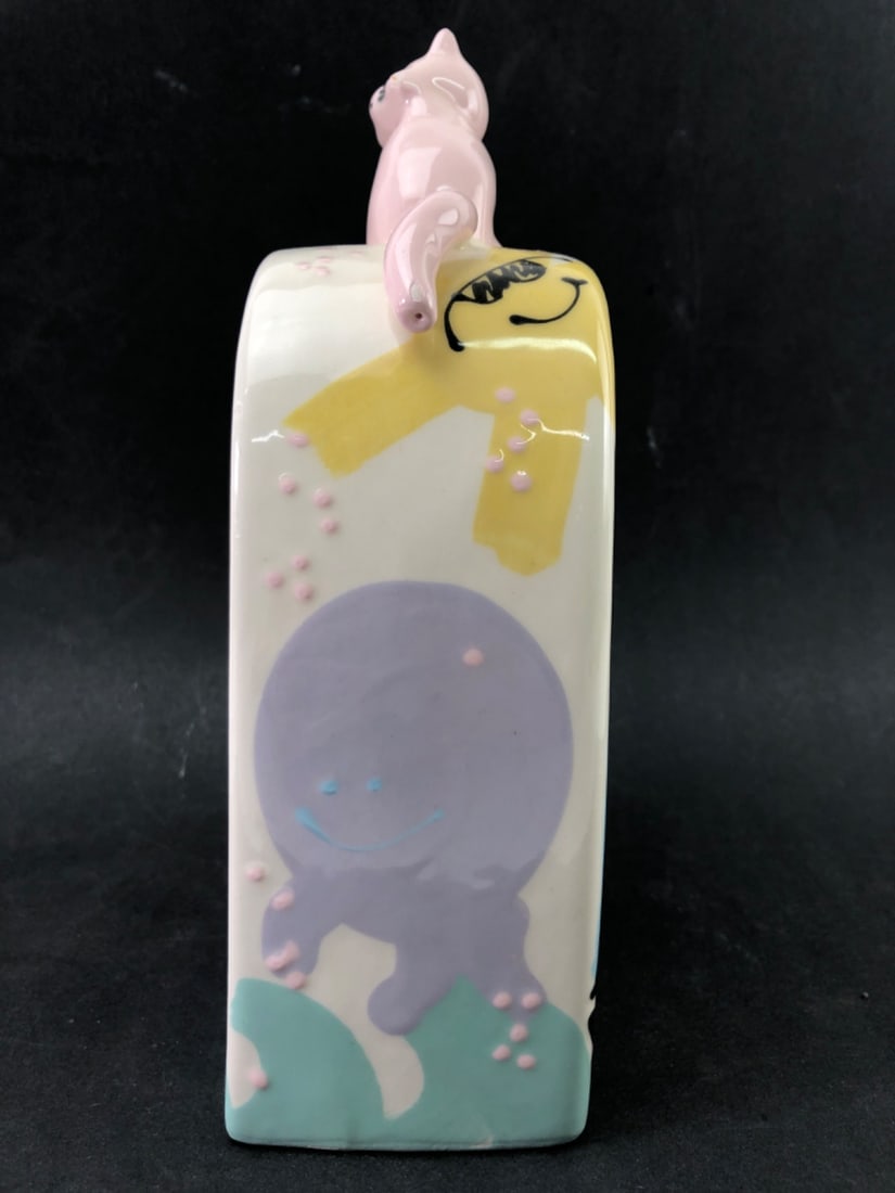 Signed Hand-Painted Ceramic Cat and Fish Mantle Clock - 5