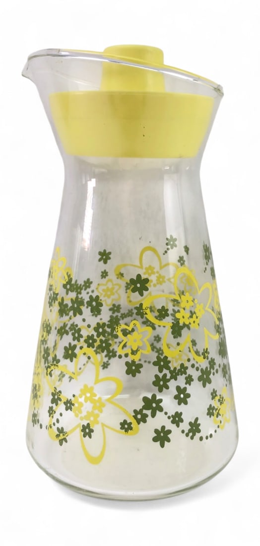 VTG Pyrex Spring Blossom Carafe with Lid (1 of 7)