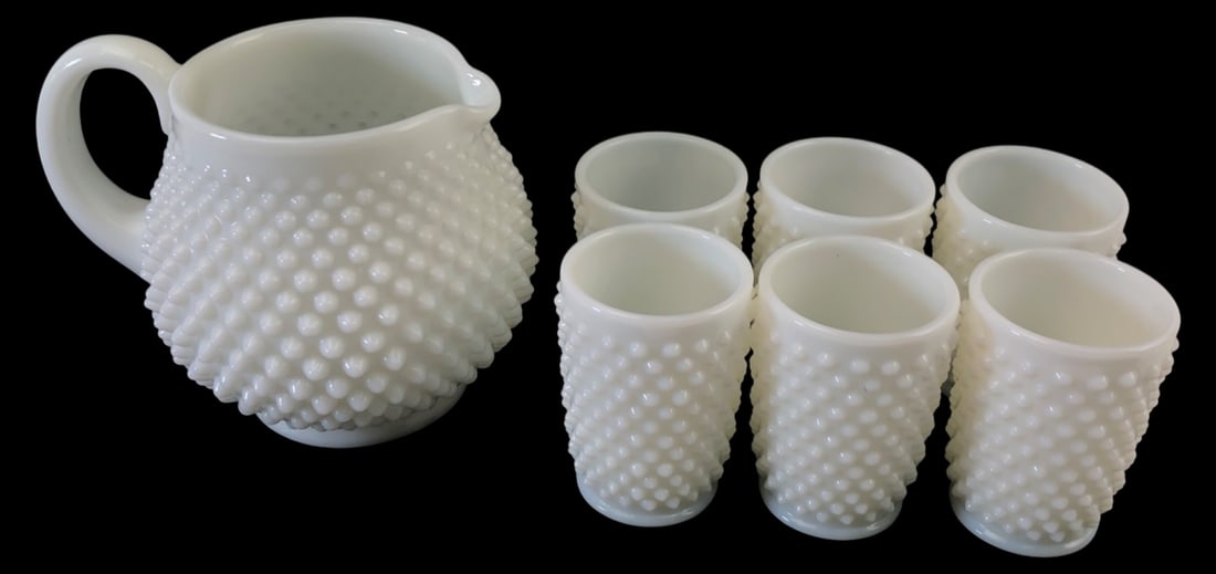 VTG Fenton Hobnail White Milk Glass Pitcher Set (1 of 10)