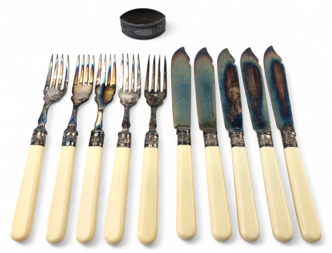 EPNS Silver-Plated Cutlery Set (1 of 9)