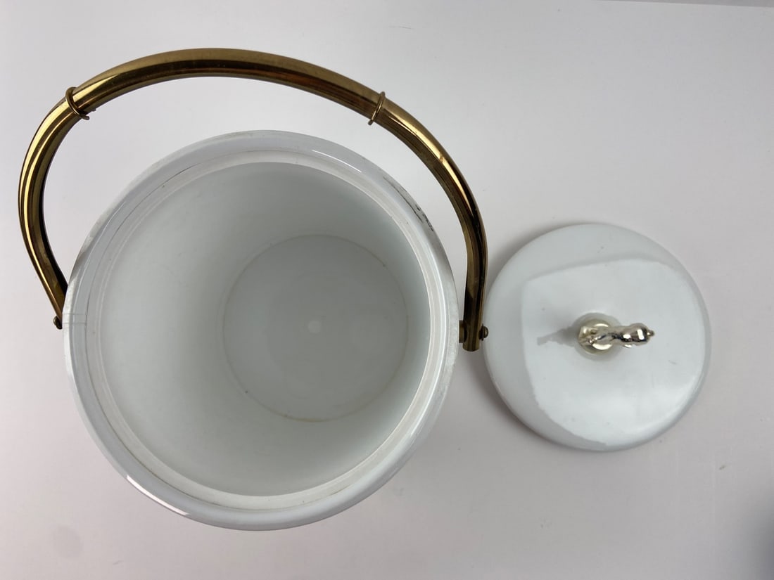 Racing Form 13-Piece Barware Set - 9