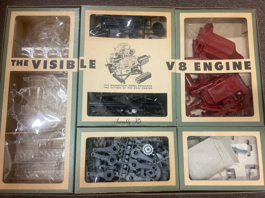 Renwal Visible V8 Engine Model Kit No. 802 - 2