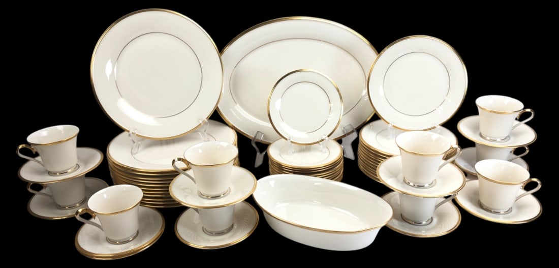 Lenox Eternal 58-Piece China Dinnerware Set (1 of 4)