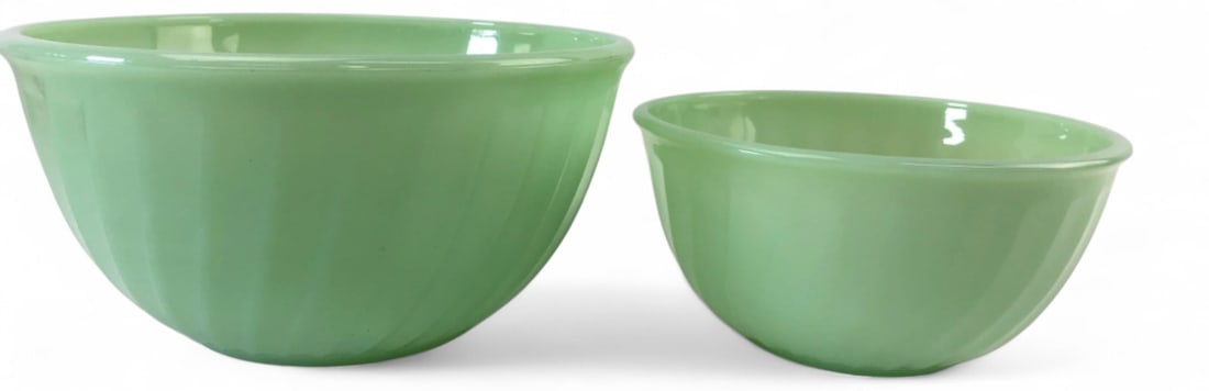 VTG Fire-King Jadeite Swirl Mixing Bowls (1 of 5)