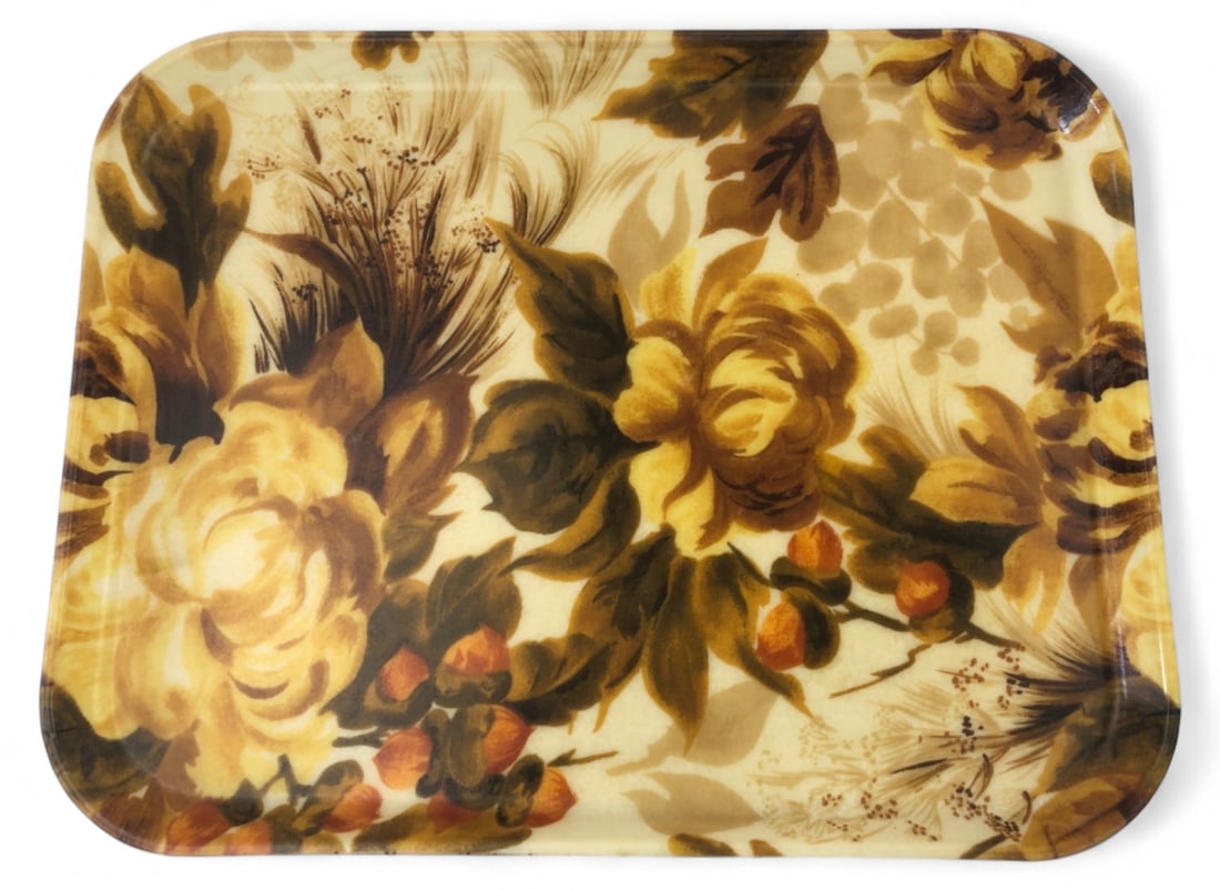 Rare VTG Traymold Fiberglass Autumn Floral Tray: Rare vintage molded fiberglass serving tray by Traymold Co. Inc., South El Monte, California. Features an autumn floral pattern in shades of brown, yellow, and orange. Measures 17 3/4 x 14 inches. Sho
