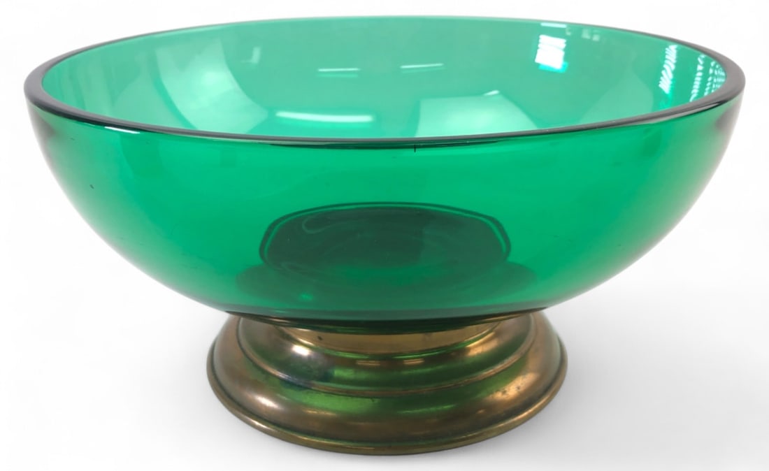 VTG Paden City Emerald Glo Glass Bowl Brass Base: Vintage Paden City Glass Emerald Glo serving bowl featuring a vibrant green glass bowl mounted on a brass pedestal base. Measures 10.25" in diameter. Glass is in good condition. The brass base shows t