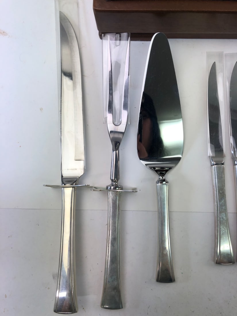 Fine Arts Sterling Silver 96pc Flatware Set - 4