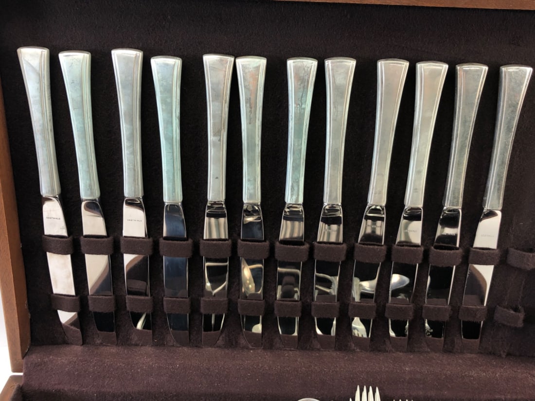Fine Arts Sterling Silver 96pc Flatware Set - 7