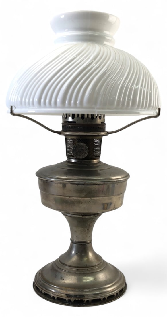 Aladdin Model 12 Mantle Lamp, 18" H (1 of 10)