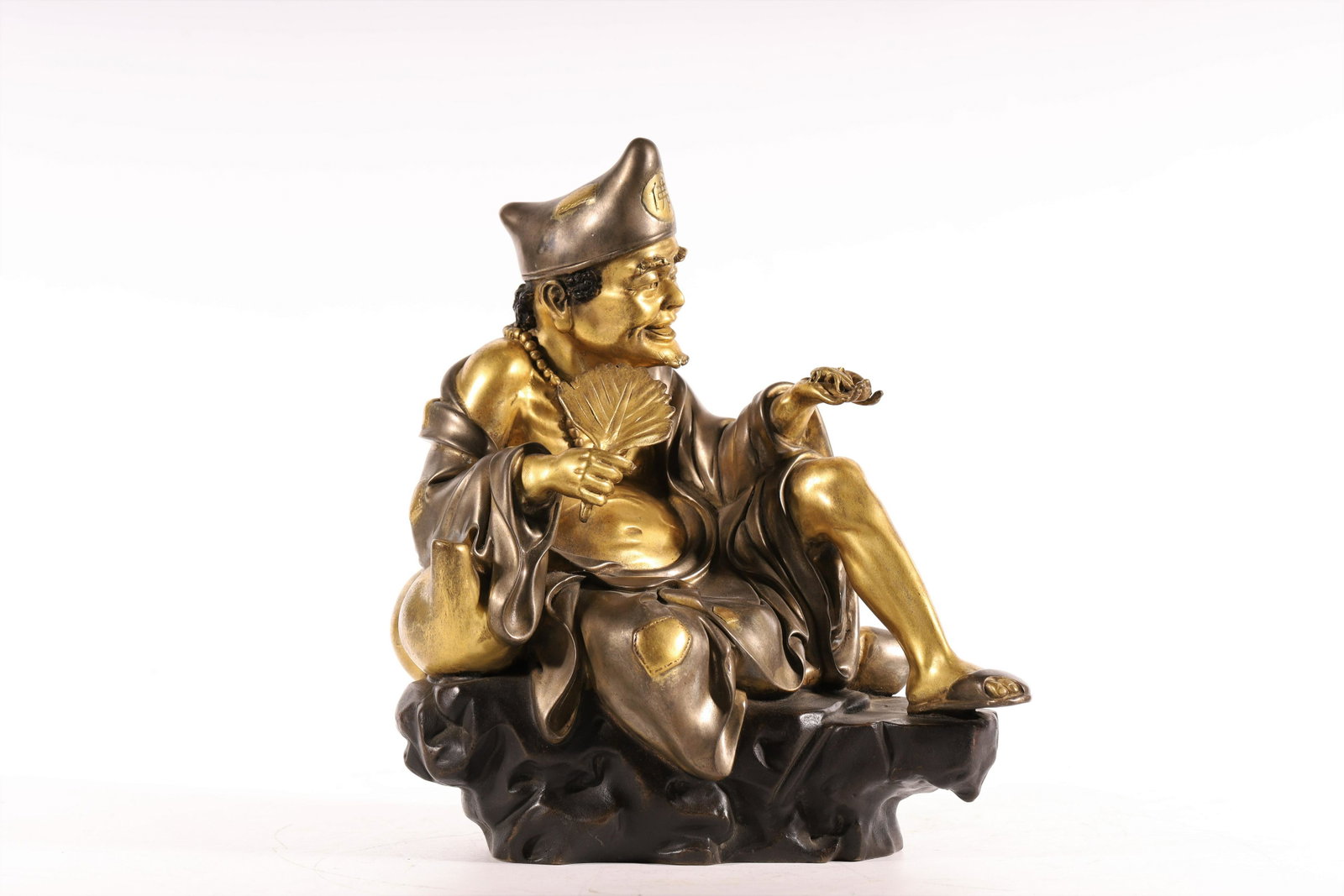 A Rare Gilt-Bronze 'Character' Ornament: A Fine and Rare Gilt-Bronze 'Character' OrnamentChinese Ming Dynasty Mark Of YongLeSize:18cmX11cmX21.5cm