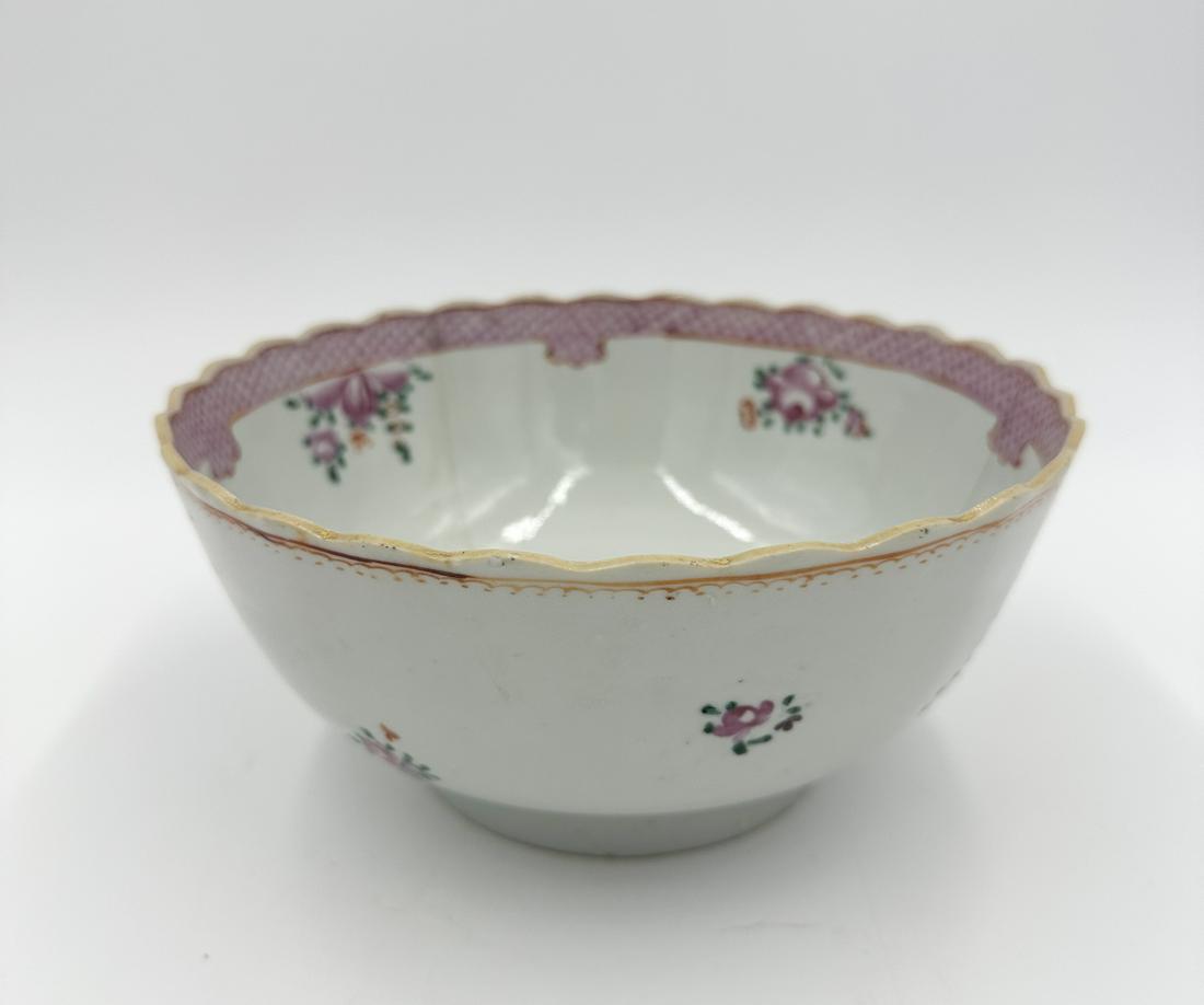 FAMILLE ROSE GLAZE FLOWER PATTERN BOWL (1 of 6)