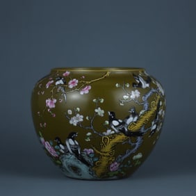 Tea-leaf glaze enamel painted twelve-joy pen washer