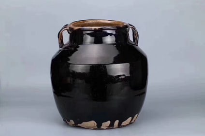 Black glazed wine jar