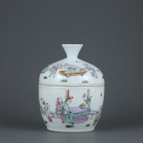 FAMILLE ROSE GLAZE CARVED FIGURE PATTERN JAR