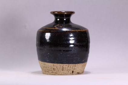 BLACK GLAZE VASE