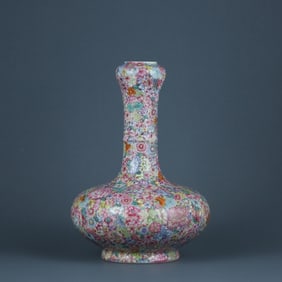 FAMILLE ROSE GLAZE CARVED FLORAL PATTERN VASE