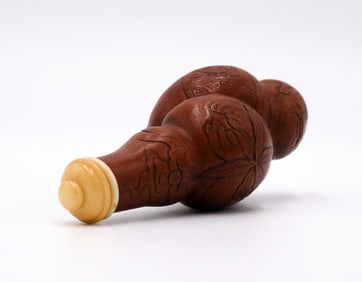 GOURD CARVED PATTERN SNUFF BOTTLE