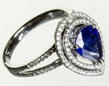 SAPPHIRE CARVED FINGER RING