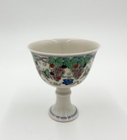 CHENG HUA MARK DOUCAI GLAZE GRAPE PATTERN HIGH STEM CUP