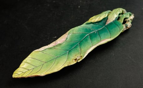 PORCELAIN CARVED TREE LEAF SHAPE PENDANT