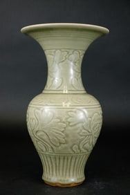 LONGQUAN WARE VASE