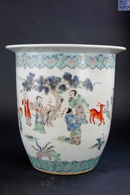 JIAQING MARK FAMILLE ROSE GLAZE CARVED FIGURE VASE