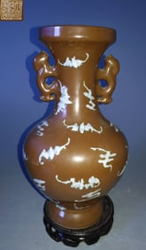 QIANLONG MARK BROWN GLAZE VASE