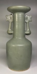LONGQUAN YAO GREEN GLAZE VASE