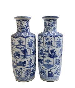 PAIR OF BLUE&WHITE GLAZE FLOWER PATTERN VASES